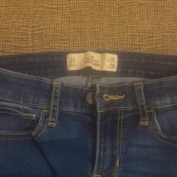 Hollister Jeans - Picture 2 of 2